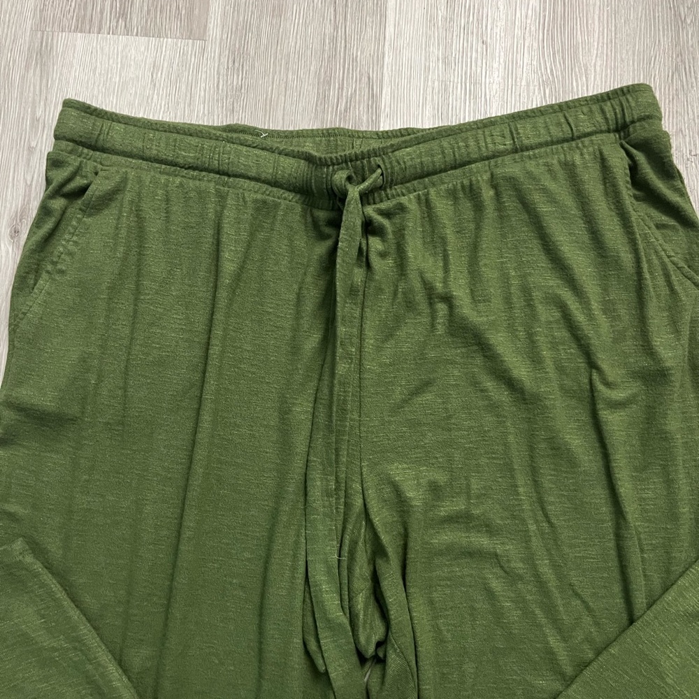 242–Eloquii Green Wide-Leg Lounge Pants - Picture 2 of 2